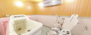 福祉用具完備の浴室
