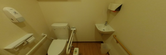 安全設計の介護用トイレ空間