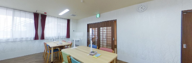 介護施設の居心地の良い食堂