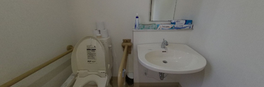 バリアフリーの居室トイレ設備
