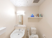 バリアフリーのトイレ空間