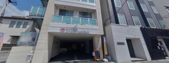 街中に位置する介護施設