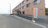介護施設の外観とアクセス道