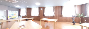 介護施設の居心地のよい共用エリア