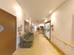 清潔感ある施設の廊下