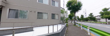 働きやすい環境の介護施設外観