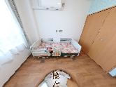 ケアホームの居室内部