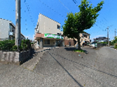緑豊かなエントランス風景