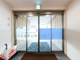 ゆったりとしたエントランスの風景