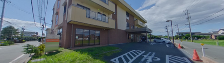 静かな住宅地にある介護施設