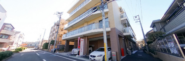 居心地の良い介護施設外観