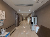 受付と廊下の様子