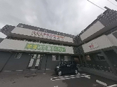 清潔感のある介護施設外観