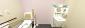 清潔なトイレ設備の職場