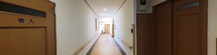 介護施設の廊下と居室の扉