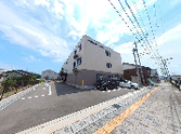 広々としたエントランス風景