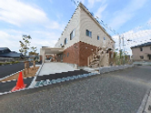 介護施設の外観と入口