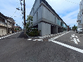 街角景色と施設外観