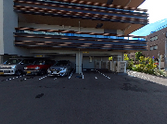 ゆったり駐車場のある施設