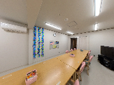 ゆったりとした会議室