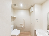 バリアフリー設計の洗面所