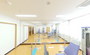 ケア施設のリハビリ室設備