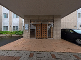 ゆとりのある玄関ホール