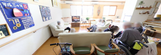 介護施設の共用スペースと通路