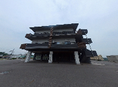 広々とした建物の外観