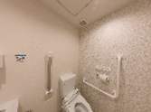 安心の手すり付きトイレ空間