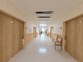 広々とした廊下
