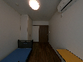 明るいベッドの部屋