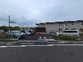 駐車場前の道路