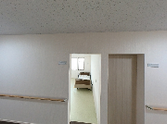 長い廊下が続く空間