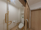 広々としたトイレ設備