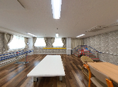 広々とした空間の部屋