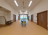 広々とした廊下