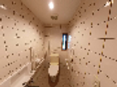 広めのトイレ空間