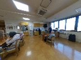 スタッフと入居者の交流