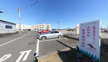 住宅街に佇む介護施設の外観
