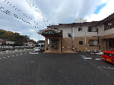 駐車スペースの建物