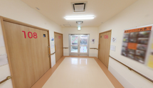 介護施設の内部コリドー