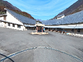 自然に囲まれた建物