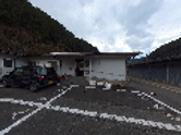 静かな駐車場の様子