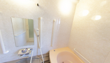 職員用浴室施設内部