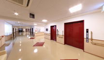 広くて明るい介護施設の内部