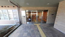 介護施設のエントランス周辺