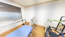 介護施設の個室内部