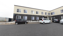 広々とした駐車場