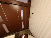 落ち着いた待合室